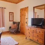 Дом отдыха 5br House By Travel Lets Homes Donegal With Sweeping & Hill Views *