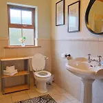 5br House By Travel Lets Homes Donegal With Sweeping & Hill Views Semesterbostad *