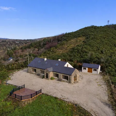 5 Bedroom House By Travel Lets Homes Donegal With Sweeping & Hill Views Carrigart