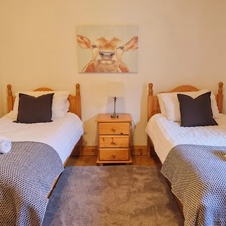 5br House By Travel Lets Homes Donegal With Sweeping & Hill Views Carrigart