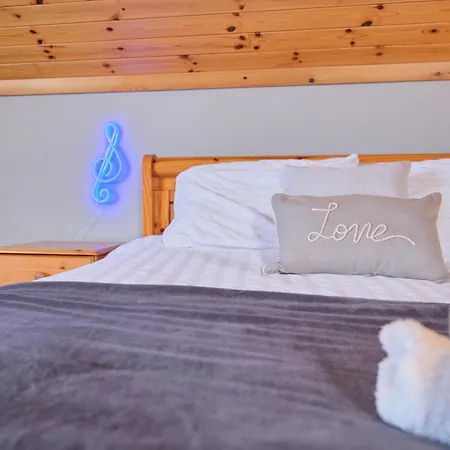 別荘 5 Bedroom House By Travel Lets Homes Donegal With Sweeping & Hill Views Carrigart