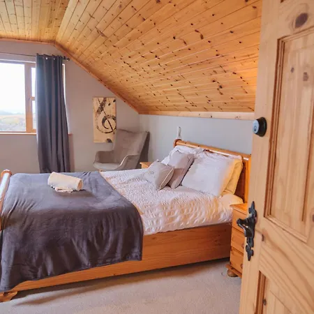 5 Bedroom House By Travel Lets Homes Donegal With Sweeping & Hill Views 別荘