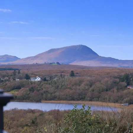 5 Bedroom House By Travel Lets Homes Donegal With Sweeping & Hill Views 別荘 Carrigart