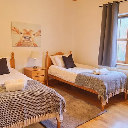 別荘 5 Bedroom House By Travel Lets Homes Donegal With Sweeping & Hill Views *