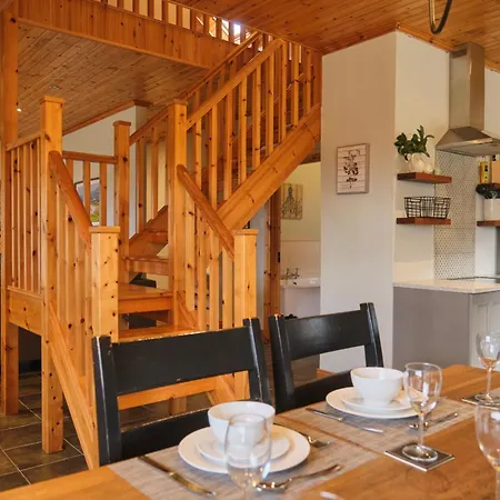 5 Bedroom House By Travel Lets Homes Donegal With Sweeping & Hill Views * Carrigart