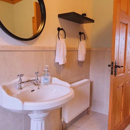 5 Bedroom House By Travel Lets Homes Donegal With Sweeping & Hill Views Prázdninový dům Carrigart
