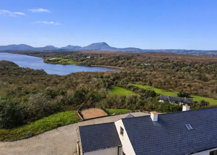 5br House By Travel Lets Homes Donegal With Sweeping & Hill Views Casa de Férias