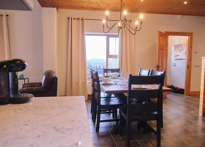 5br House By Travel Lets Homes Donegal With Sweeping & Hill Views Casa de Férias Carrigart
