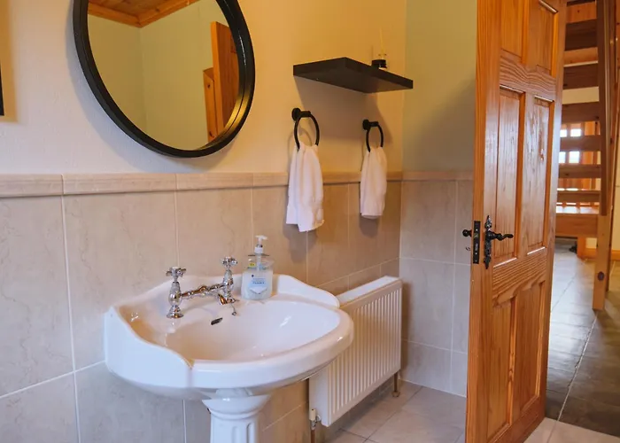 5br House By Travel Lets Homes Donegal With Sweeping & Hill Views Casa de Férias *