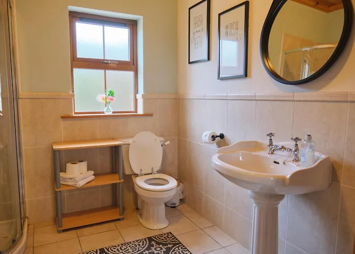5br House By Travel Lets Homes Donegal With Sweeping & Hill Views Casa de Férias *